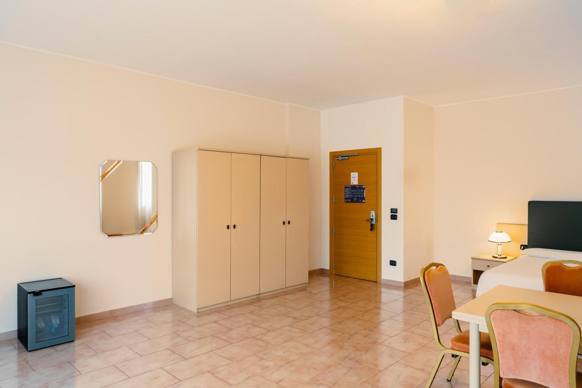 B&B Hotel Bari Rondo Esterno foto